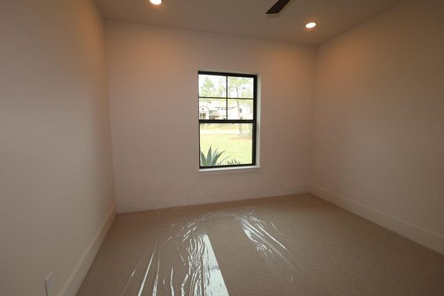 7741 Dog Wood Acres Drive, Montgomery, TX 77316