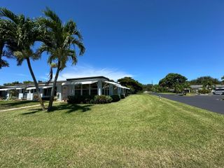 665 High Point Dr, Delray Beach, FL 33445