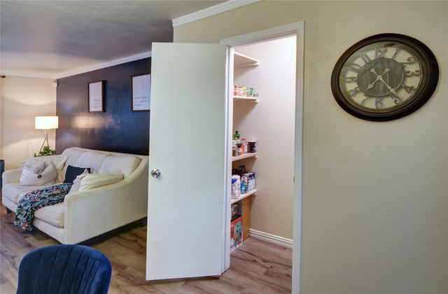 7931 Royal Lane 216, Dallas, TX 75230