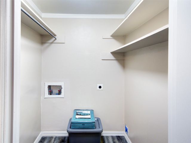 7931 Royal Lane 216, Dallas, TX 75230