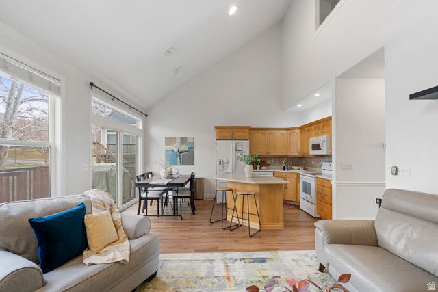 41 E 2200 S, Bountiful, UT 84010