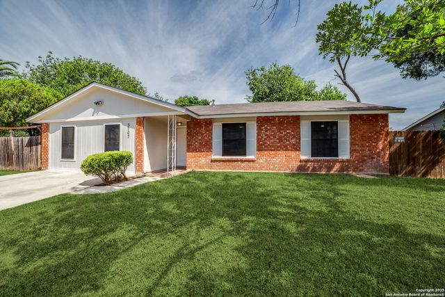 3707 Pipers Cross, San Antonio, TX 78251