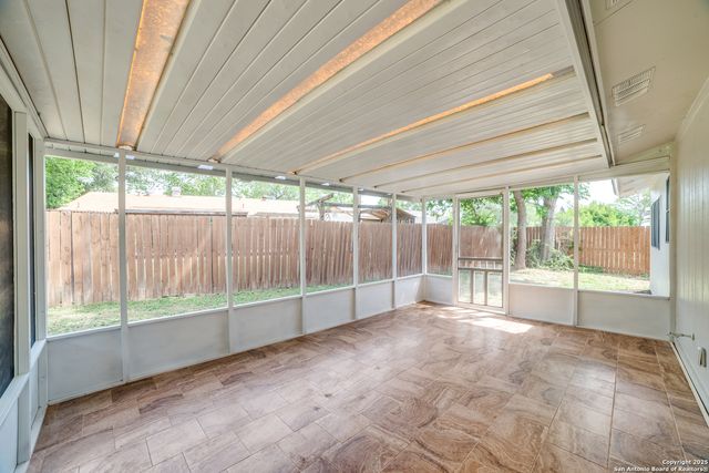 3707 Pipers Cross, San Antonio, TX 78251