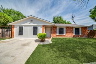 3707 Pipers Cross, San Antonio, TX 78251