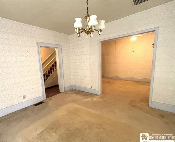 15 Franklin Street, Jamestown, NY 14701