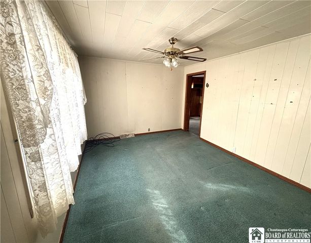 15 Franklin Street, Jamestown, NY 14701