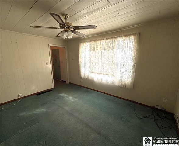 15 Franklin Street, Jamestown, NY 14701