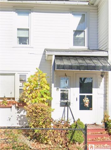 15 Franklin Street, Jamestown, NY 14701