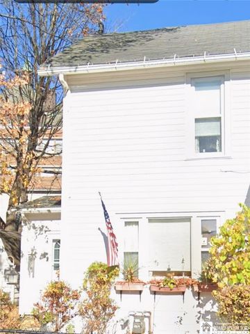 15 Franklin Street, Jamestown, NY 14701