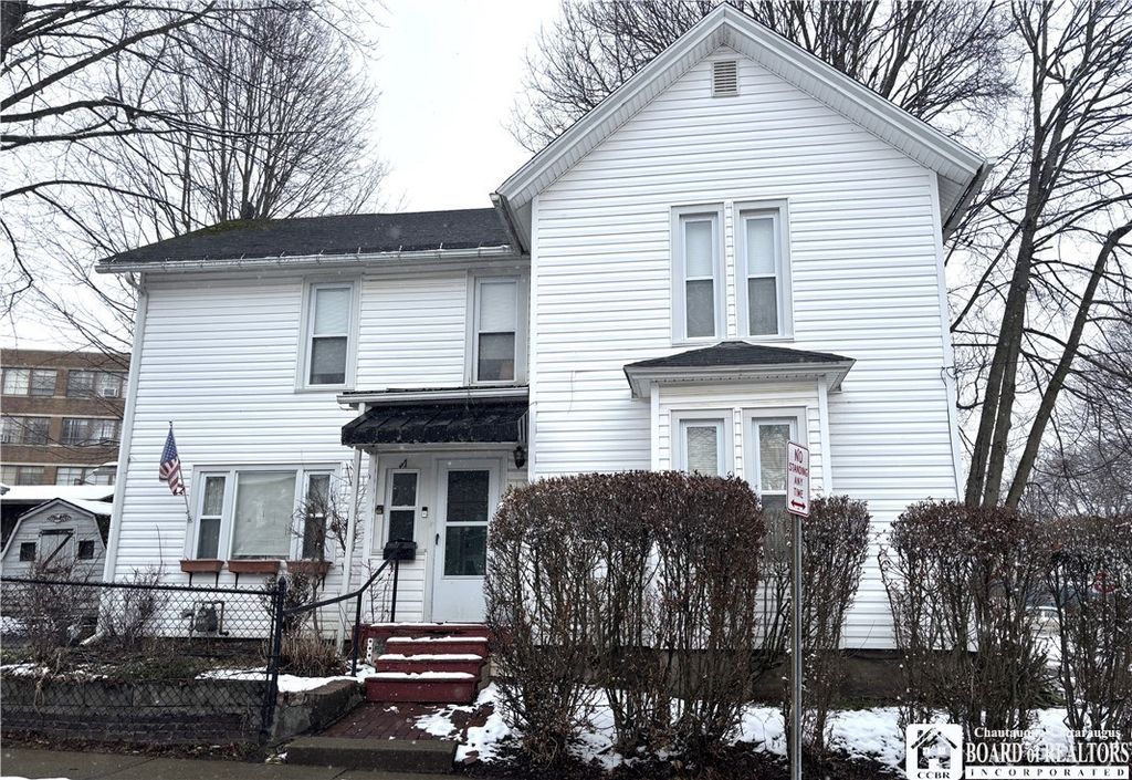 15 Franklin Street, Jamestown, NY 14701