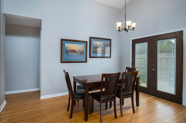 326 Dogwood Court, Versailles, KY 40383