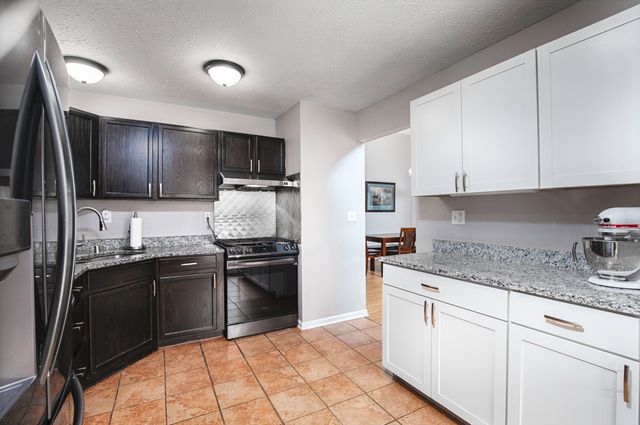 326 Dogwood Court, Versailles, KY 40383