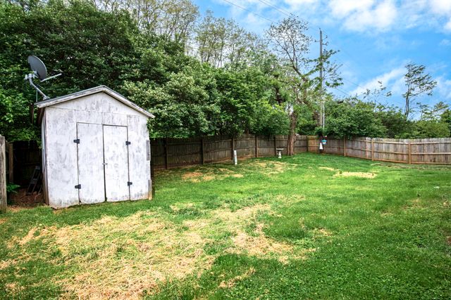 326 Dogwood Court, Versailles, KY 40383