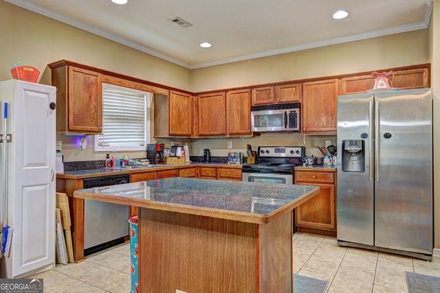 275 Liberty Bell Lane, Griffin, GA 30224