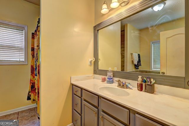 275 Liberty Bell Lane, Griffin, GA 30224