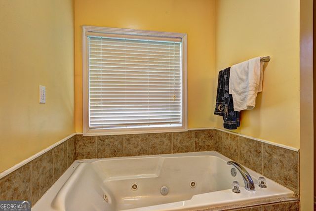 275 Liberty Bell Lane, Griffin, GA 30224