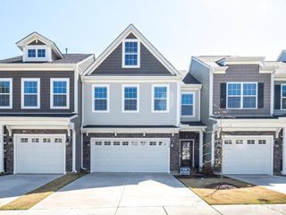 560 Barneswyck Drive, Fuquay Varina, NC 27526