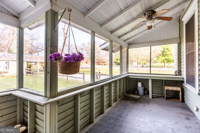 296 W Hightower Trail, Social Circle, GA 30025