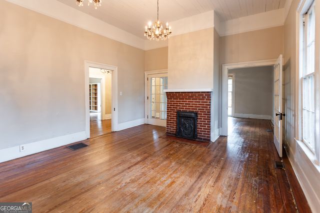 296 W Hightower Trail, Social Circle, GA 30025