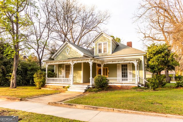 296 W Hightower Trail, Social Circle, GA 30025