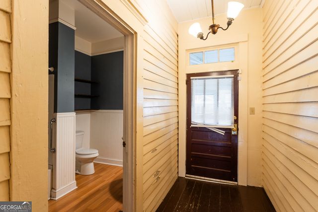 296 W Hightower Trail, Social Circle, GA 30025