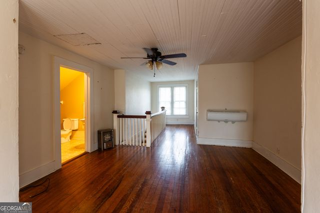 296 W Hightower Trail, Social Circle, GA 30025