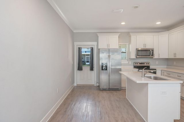 147 N Sand Palm Road, Freeport, FL 32439