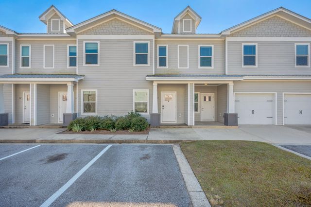 147 N Sand Palm Road, Freeport, FL 32439