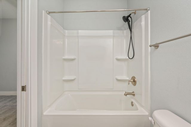 147 N Sand Palm Road, Freeport, FL 32439