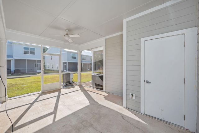 147 N Sand Palm Road, Freeport, FL 32439