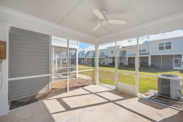 147 N Sand Palm Road, Freeport, FL 32439