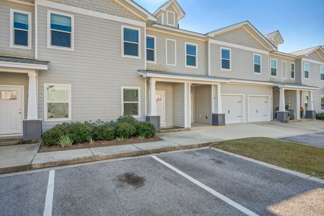 147 N Sand Palm Road, Freeport, FL 32439