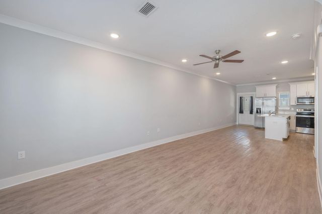 147 N Sand Palm Road, Freeport, FL 32439