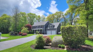 80 Deer Track Court, Northbridge, MA 01534