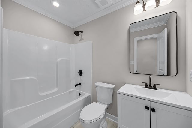 757 CHRISTIE LOOP, Henderson, TN 38340