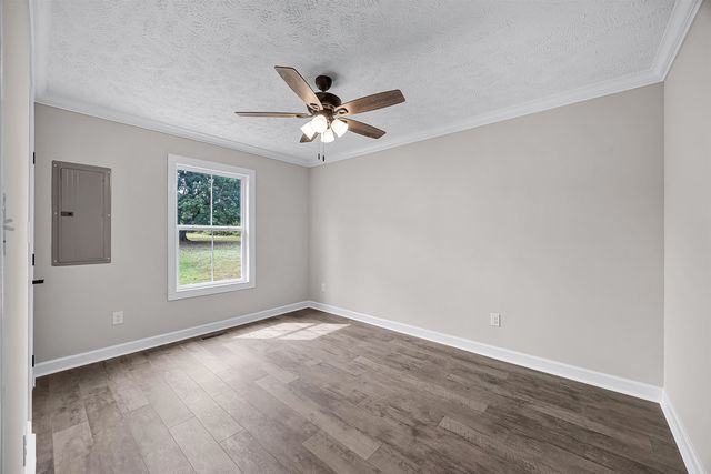 757 CHRISTIE LOOP, Henderson, TN 38340