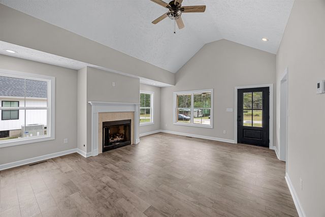 757 CHRISTIE LOOP, Henderson, TN 38340