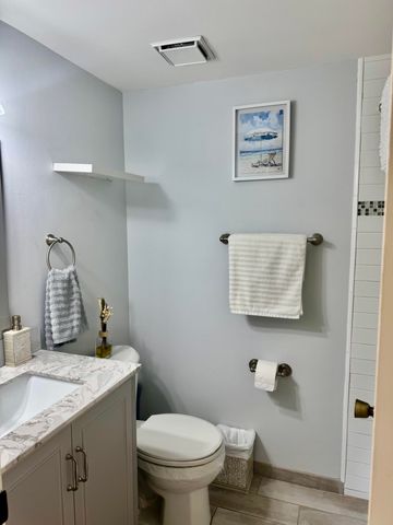 901 Pinecrest Circle B, Jupiter, FL 33458