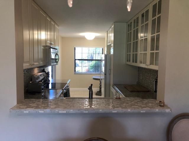 901 Pinecrest Circle B, Jupiter, FL 33458