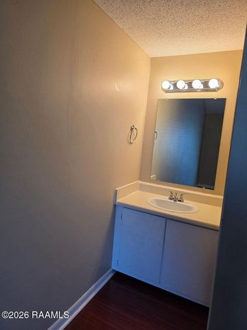 2826 Louisiana Avenue Apt 1111, Lafayette, LA 70501