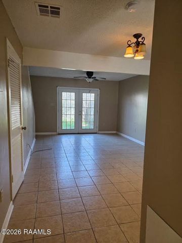 2826 Louisiana Avenue Apt 1111, Lafayette, LA 70501