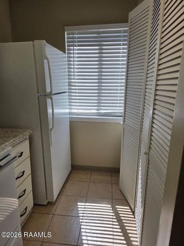 2826 Louisiana Avenue Apt 1111, Lafayette, LA 70501