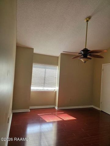 2826 Louisiana Avenue Apt 1111, Lafayette, LA 70501