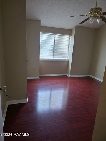2826 Louisiana Avenue Apt 1111, Lafayette, LA 70501