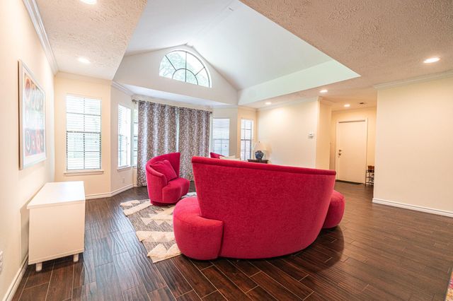 5402 Darnell Street, Houston, TX 77096