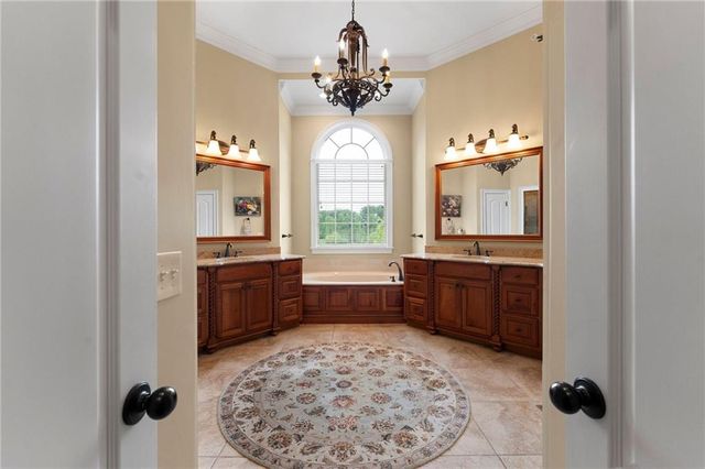 10 Mountain Breeze Road, Taylorsville, GA 30178
