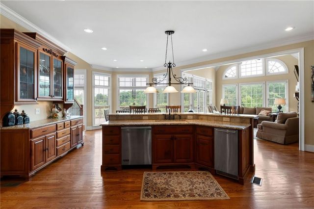 10 Mountain Breeze Road, Taylorsville, GA 30178