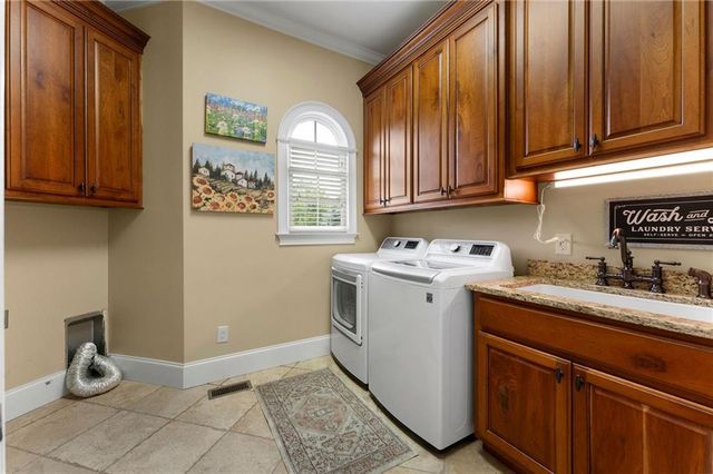 10 Mountain Breeze Road, Taylorsville, GA 30178