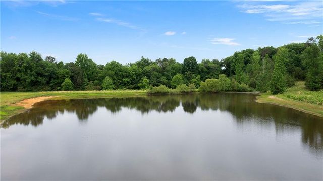 10 Mountain Breeze Road, Taylorsville, GA 30178