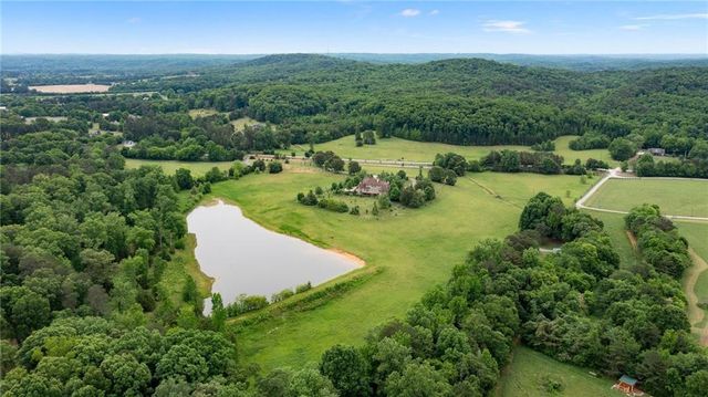 10 Mountain Breeze Road, Taylorsville, GA 30178